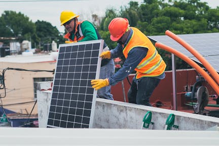 Let new energy vehicles r